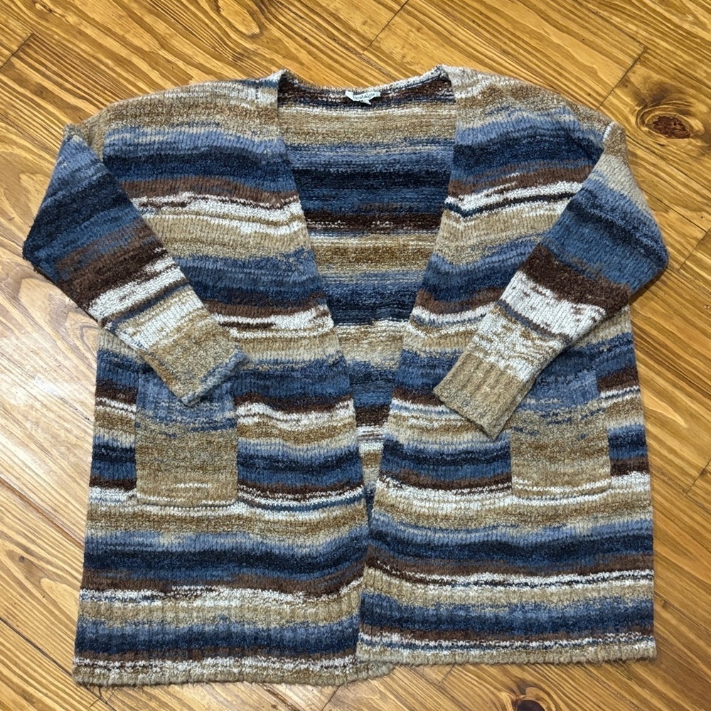 Nostalgia Size Medium Cardigan Sweater